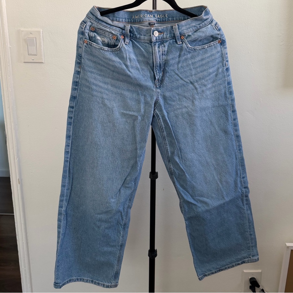 American Eagle Outfitters Light Blue Jeans
